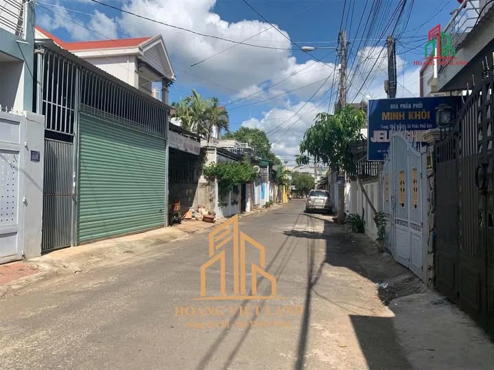 Nhà mặt tiền Phan Văn Khỏe, Buôn Ma Thuột 103.4m² giá 5.1 tỷ - Đầu tư hấp dẫn ngay trung tâm!
