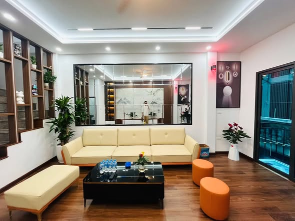 Nhà phố Liễu Giai, Ba Đình 31m² giá 7.4 tỷ - Kinh doanh dòng tiền hiệu quả!