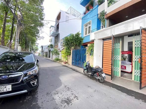 Nhà 1 Trệt 3 Lầu Phường Tân Tiến 100m² giá 8.2 tỷ - Thiết kế hiện đại, sẵn sàng kinh doanh!