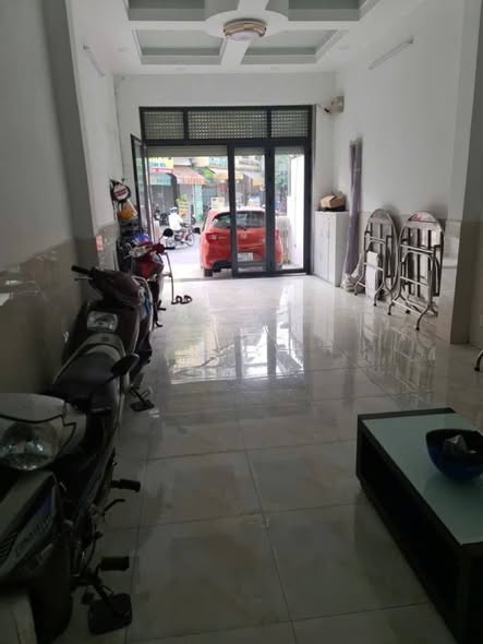 Mặt tiền khu Bầu Cát Tân Bình 70m² giá 15.4 tỷ - Đầu tư sinh lời ngay!
