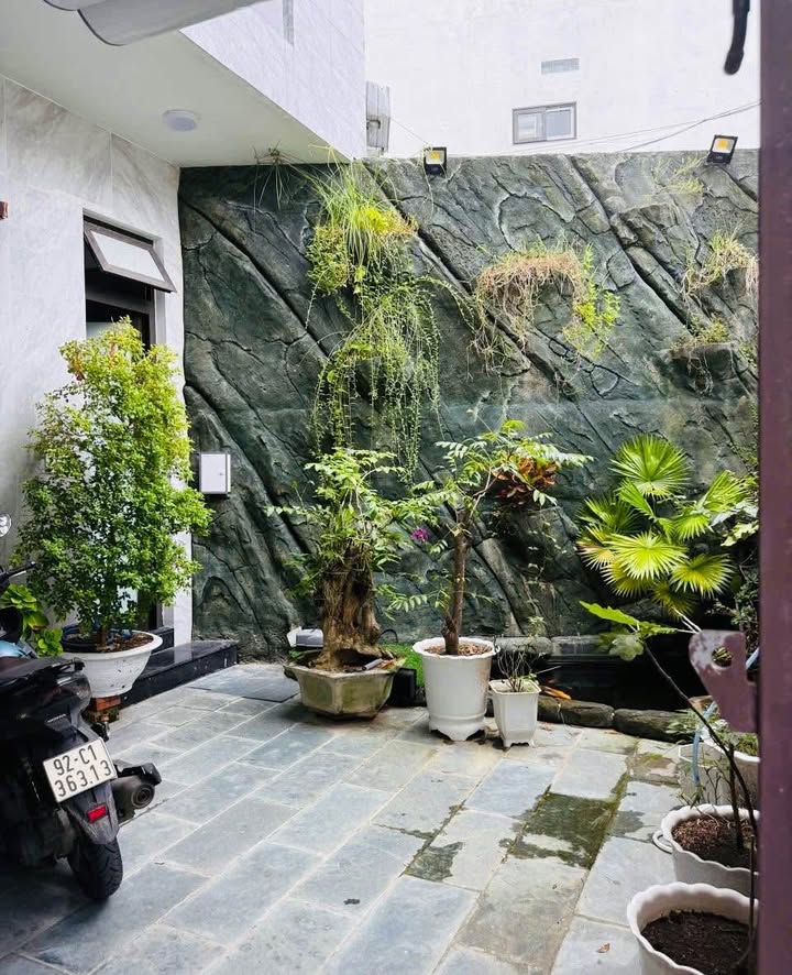 Nhà 2 tầng Hòa Cường Bắc 85m² giá chỉ 5 tỷ - Gần chợ và bệnh viện!