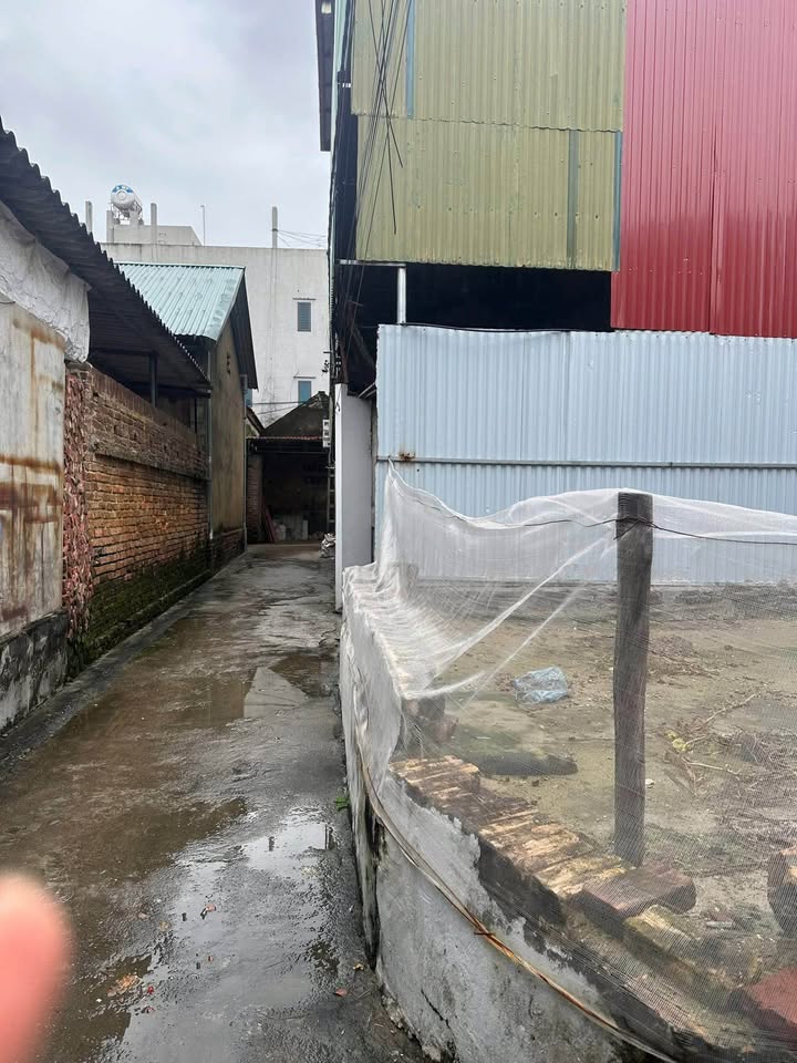 Đất nền lô góc tại trung tâm Thị trấn Chờ, 60m² - Cơ hội đầu tư tuyệt vời!