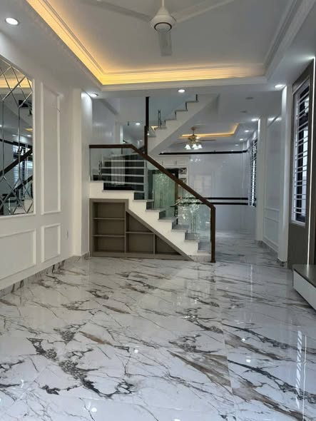 Nhà 3 tầng mới xây tại Đông Hải 1, giá chỉ 2.67 tỷ - Sổ hồng chính chủ!