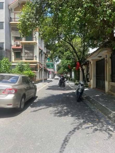 Biệt thự sân vườn Định Công 150m² giá 51.5 tỷ - Chính chủ thiện chí bán!