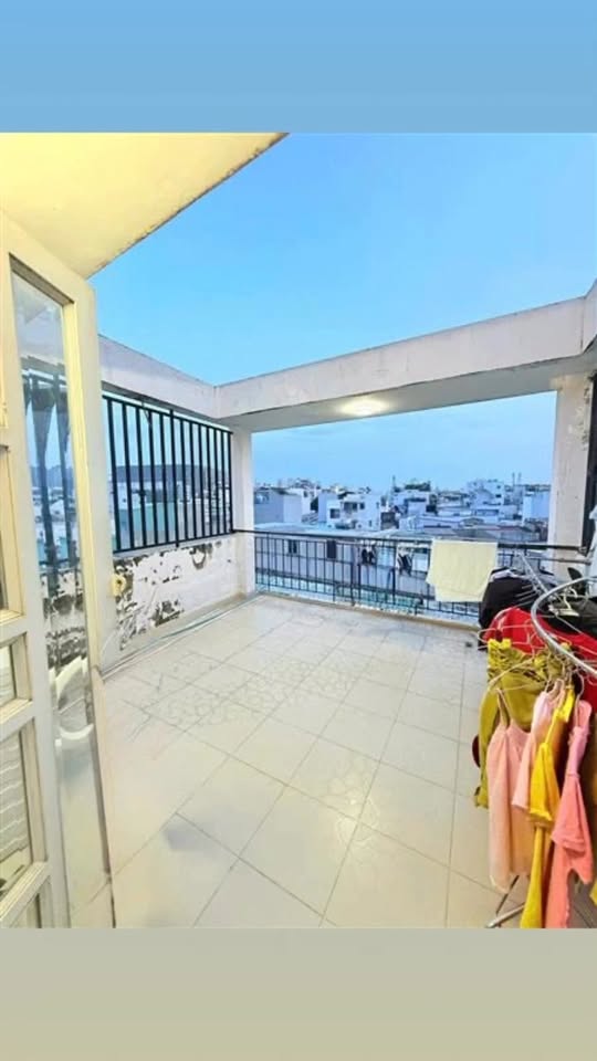 Nhà 4 tầng Lò Gốm Quận 6 giá 4.5 tỷ - Mặt tiền thuận tiện!