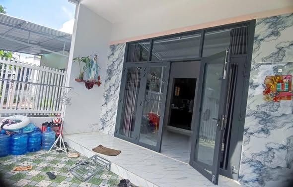 Nhà mới xây tại Cam Phú 88.6m² giá 1.55 tỷ - Hướng Đông, sẵn sàng ở ngay!