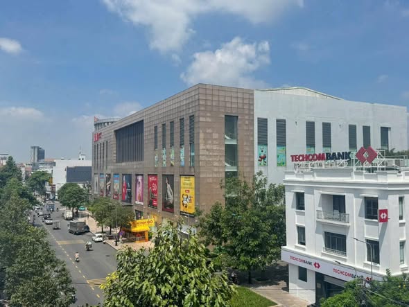 Toà nhà mặt tiền Phạm Văn Thuận Biên Hòa 500m² giá 30 tỷ - Cơ hội đầu tư tuyệt vời!