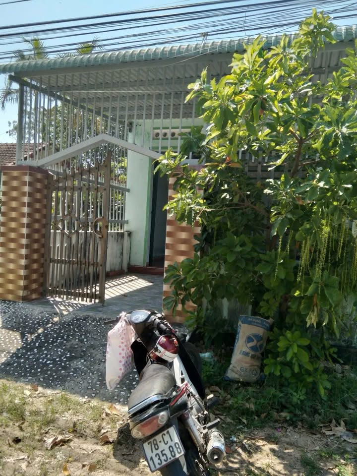 Nhà mặt tiền đường Thăng Long Tuy Hòa 158m² giá 1.5 tỷ - Đầu tư sinh lời ngay!