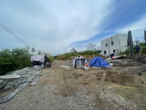 Đất nền Diên Khánh 111.8m² giá chỉ 2.57 tỷ - Sổ đỏ chính chủ, vị trí đắc địa!