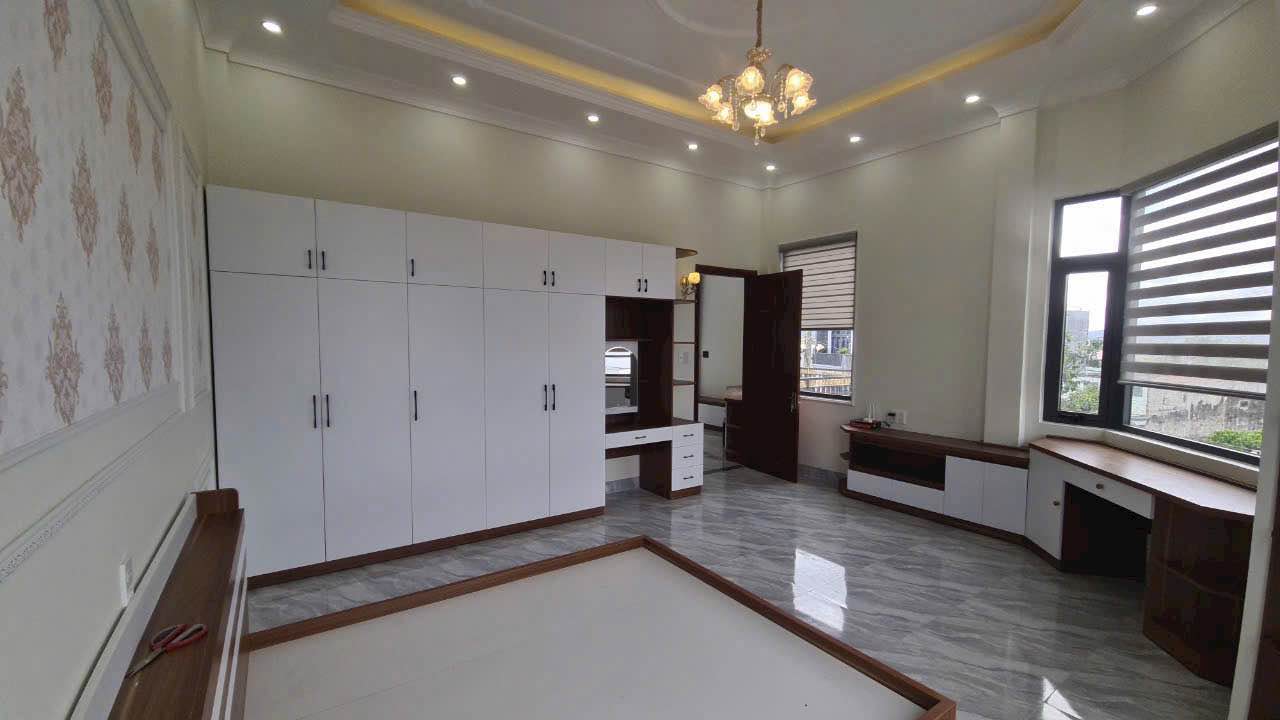 Nhà hẻm Lý Thái Tổ, Liên Nghĩa, 120m² giá 4.1 tỷ - Thiết kế hiện đại, sẵn sàng giao dịch!