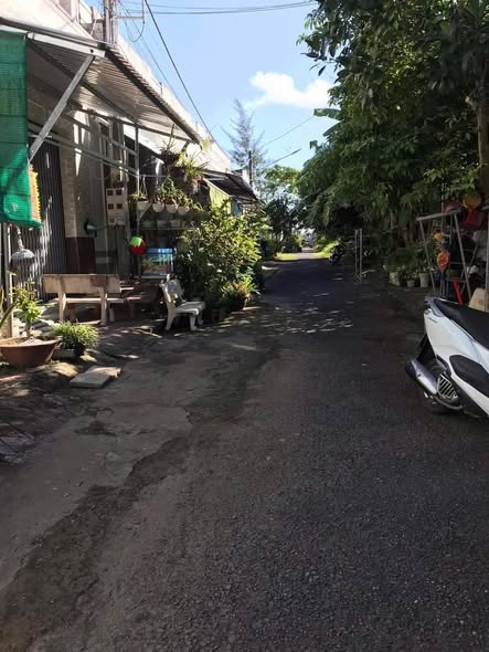 Nhà bán Đường Đào Duy Từ, Phường Vị Thanh, 60m² giá 900 triệu - Không thể bỏ lỡ!