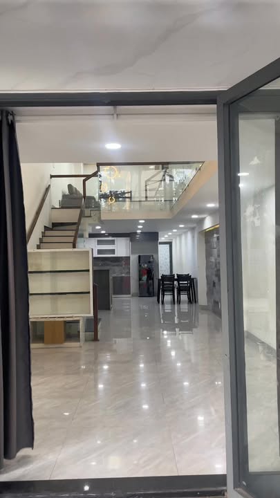 Nhà mặt tiền Hòa Cường Nam Đà Nẵng 90m² - Giá thỏa thuận, nằm vị trí đắc địa!