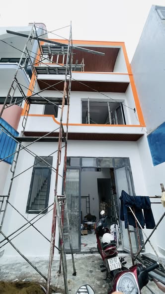 Nhà 1 Trệt 1 Lầu Tại KCN Cầu Tràm - Giá Chỉ 3.3 Tỷ!