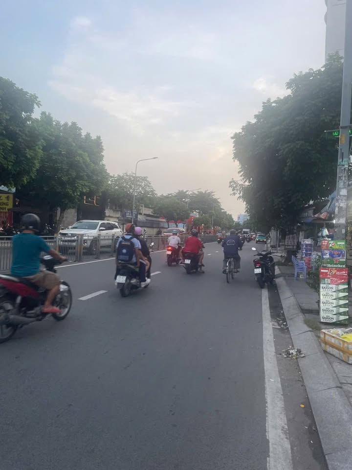 Bán gấp FrontHouse Lũy Bán Bích, Tân Phú 460m² giá 66 tỷ - Đầu tư sinh lời lớn!