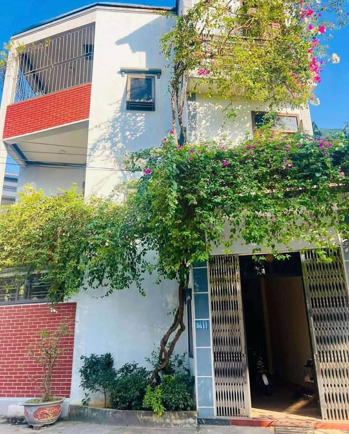 Nhà 3 tầng đường Lưu Hữu Phước, Nam Định 69m² giá 3.4 tỷ - Chính chủ thương lượng!