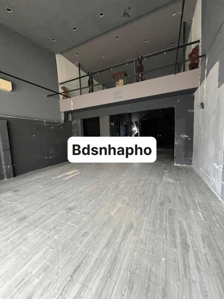 Nhà mặt tiền Hoàng Diệu Đà Nẵng 200m² giá 35 triệu - Sẵn sàng setup ngay!