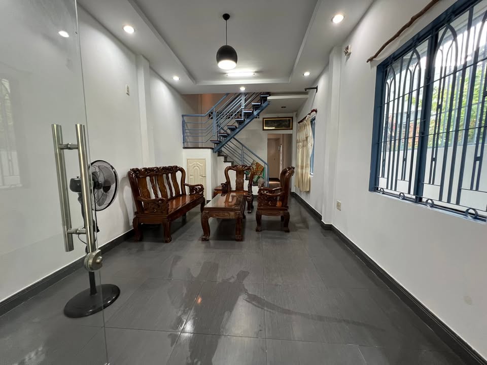 Nhà nguyên căn cho thuê tại Quang Trung, Gò Vấp 68m² - Giá chỉ 12 triệu/tháng!