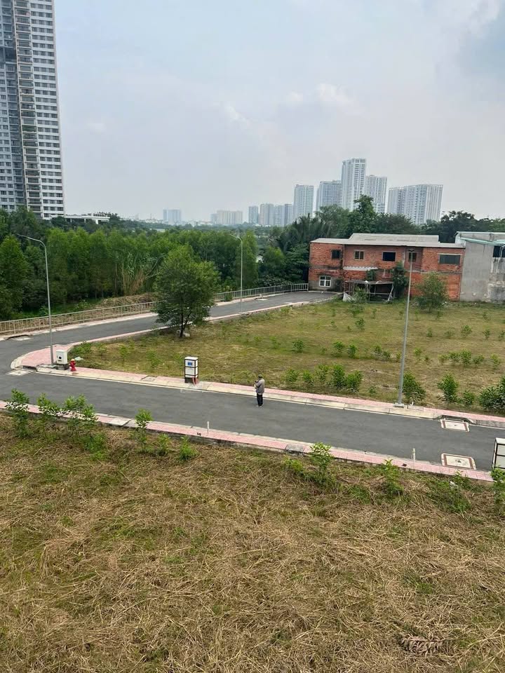 Quỹ đất xây dựng cao tầng 5797m² tại Thủ Đức - Giá giảm chỉ còn 320 tỷ!