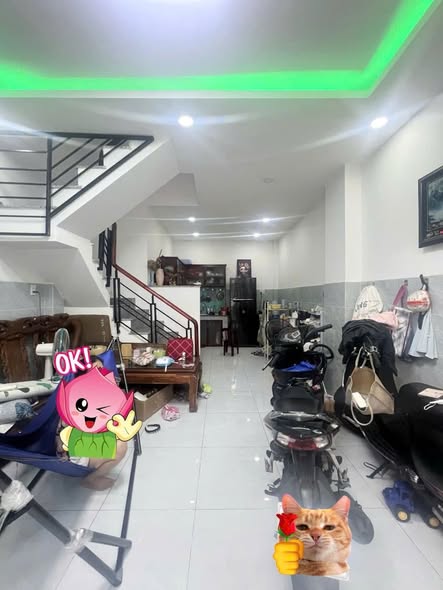 Nhà 3 tầng đường Bờ Bao Tân Thắng, quận Tân Phú - Giá chỉ 4 tỷ, chính chủ!