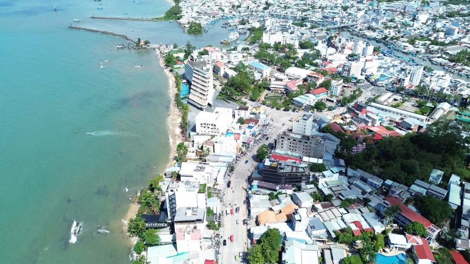 Cho thuê mặt bằng kinh doanh tại Dương Đông, Phú Quốc 560m² - Kinh doanh đa ngành nghề