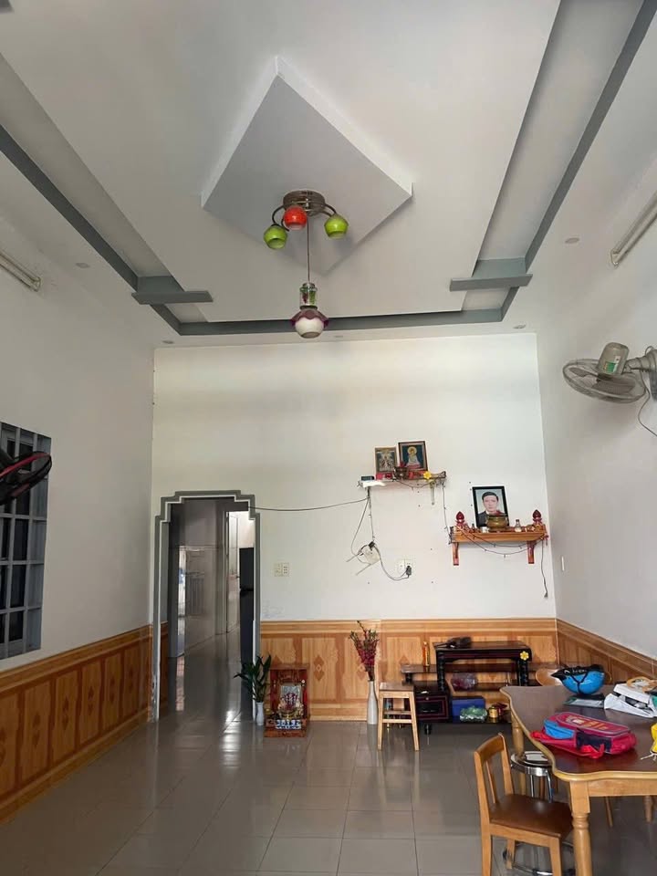 Nhà cấp 4 Thái Hoà, Tân Uyên 109m² giá 2.48 tỷ - Địa điểm thuận tiện di chuyển!