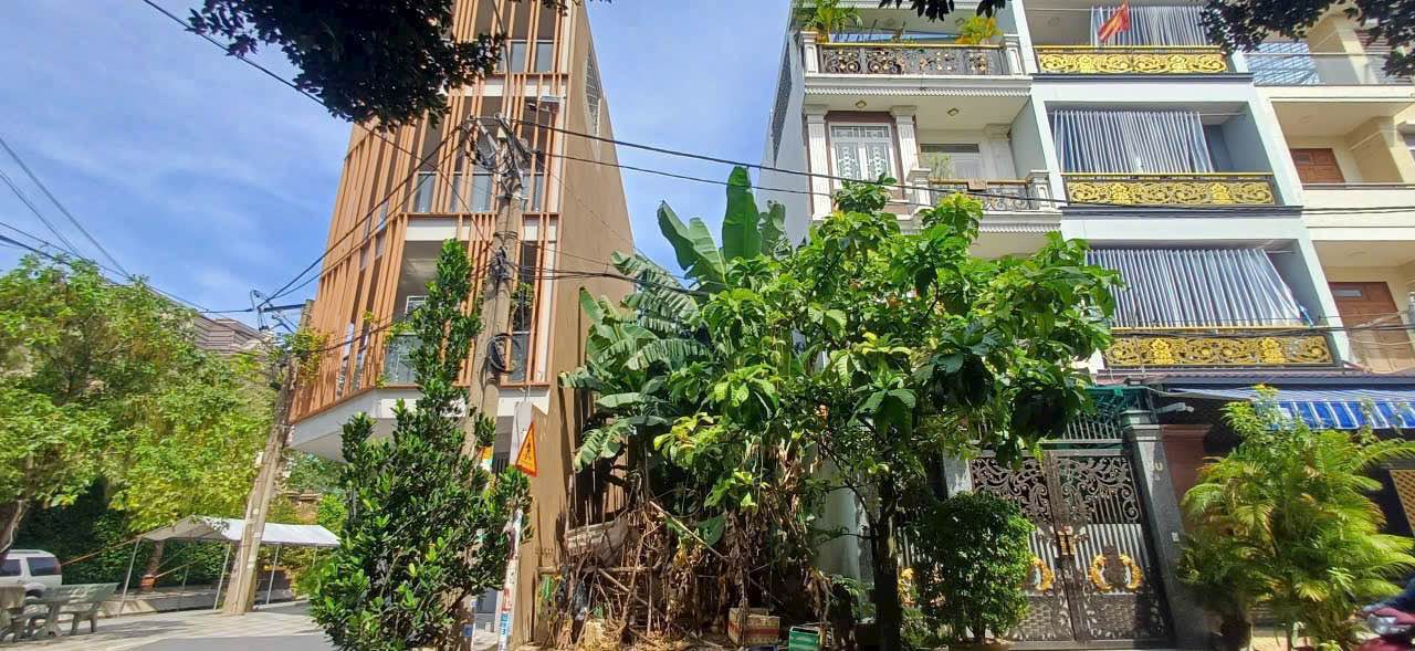 Đất nền khu Ao Sen Tên Lửa Bình Tân 100m² giá 11 tỷ - Tiềm năng đầu tư cao!