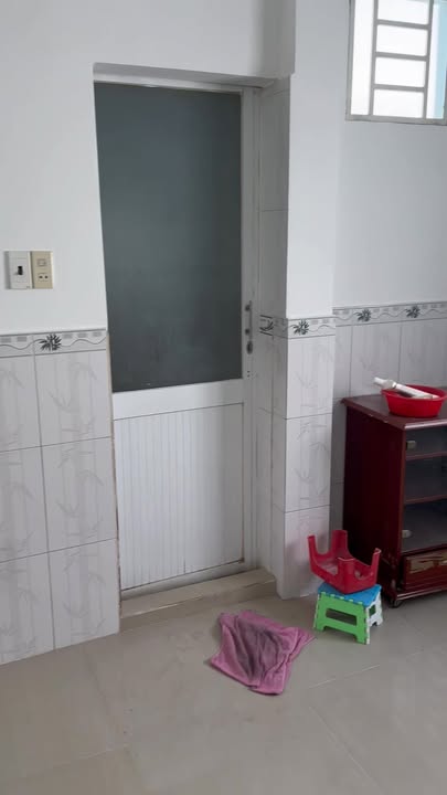 Nhà riêng quận 6, 3.5m² giá 5.2 tỷ - Gần chợ, trường học!
