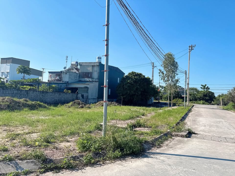 Đất TĐC khu 1 Hải Hòa 150m² giá 1 tỷ - Vị trí đẹp, dân cư đông đúc!