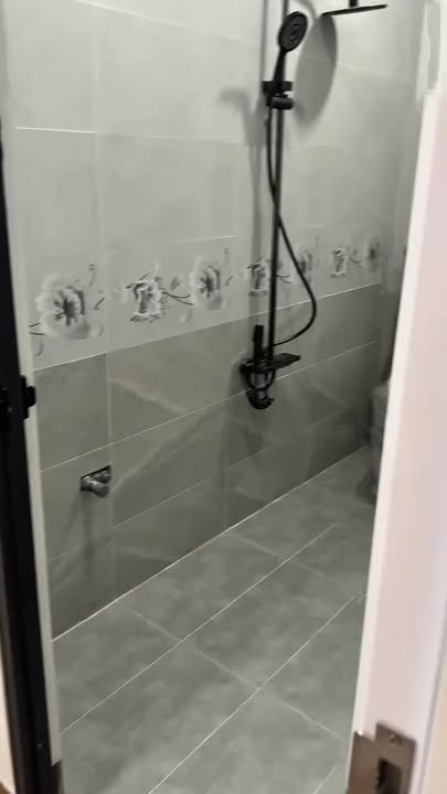 Nhà mặt tiền đường Lê Văn Lâm, Tân An, 260m² giá 4.99 tỷ - Chính chủ bán gấp!