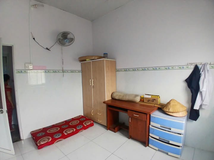 Nhà cho thuê phường Tam Bình, Thủ Đức 2PN giá 5 triệu - Gần chợ tiện lợi!