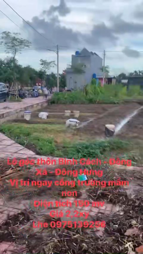 Đất lô góc thôn Bình Cách, Đông Xá 150m² giá 2.2 tỷ - Vị trí đắc địa gần trường mầm non!