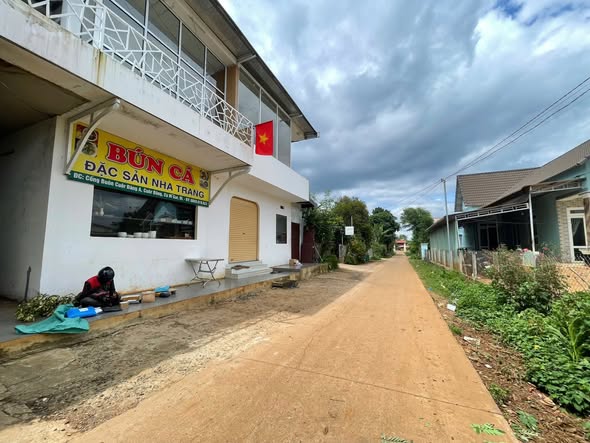 Đất nền Hẻm Cấp 1 đường BÊ TÔNG CUÔR ĐĂNG A 240m² giá 1.499 tỷ - Kinh doanh tốt, khu dân cư đông đúc!