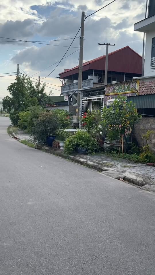 Đất nền Mạo Khê Đông Triều 120m² - Hướng Đông, đầu tư lý tưởng!