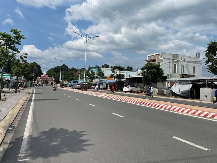 Đất Mặt Tiền An Dương Vương Hòa Thành 220m² giá 670 triệu - Tiềm năng kinh doanh tuyệt vời!