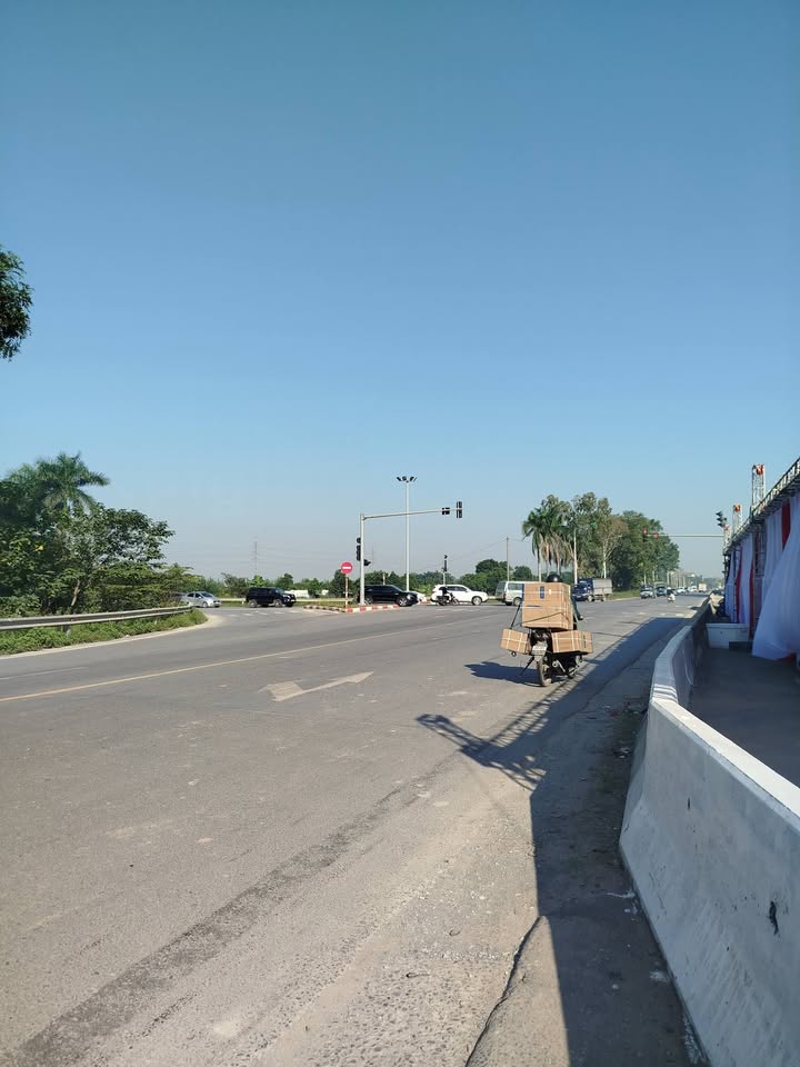 Đất Cổ Loa 84m² giá nhỉnh 6 tỷ - Ô tô vào tận đất, vị trí đẹp!