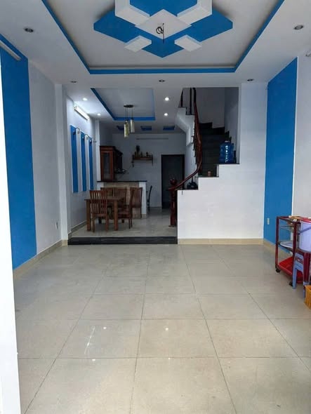 Nhà phố cho thuê đường Ngô Trí Quốc, Thủ Đức 75m² chỉ 10 triệu - Phù hợp làm văn phòng, gia đình