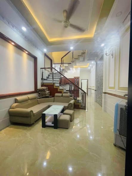 Nhà Bến Gỗ - Long Hưng 72m² giá 3.1 tỷ - Nhà mới đẹp, tiện nghi!