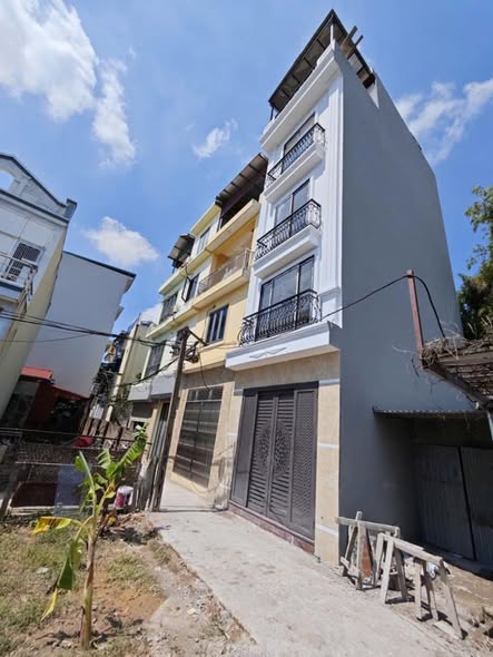 Nhà riêng Tứ Hiệp 31m² giá 5.2 tỷ - Nhà mới xây đẹp, sẵn sàng vào ở!