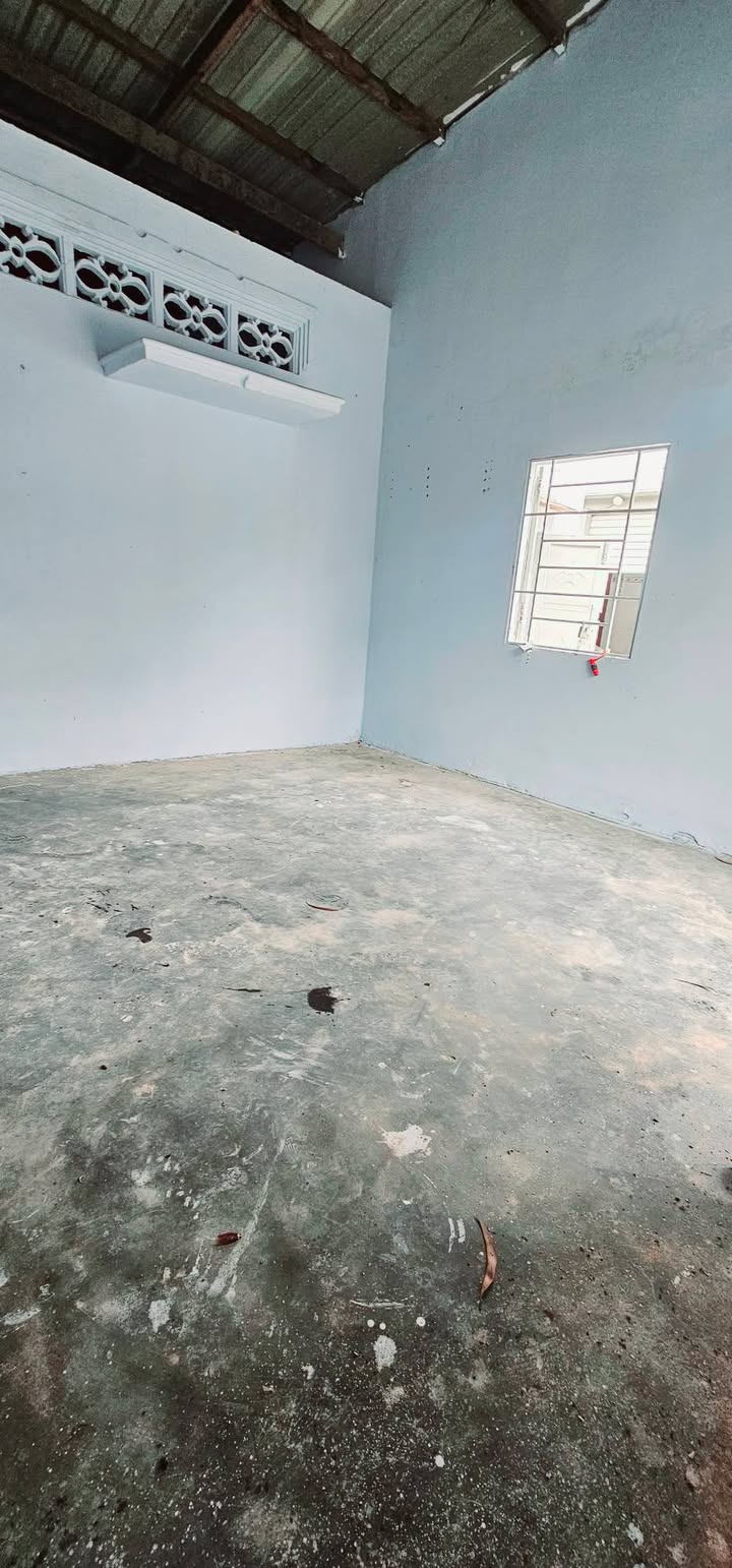 Nhà bán hẻm 131 Võ Thị Sáu, La Gi 62m² giá 550 triệu - Lô góc đẹp, gần nhựa!