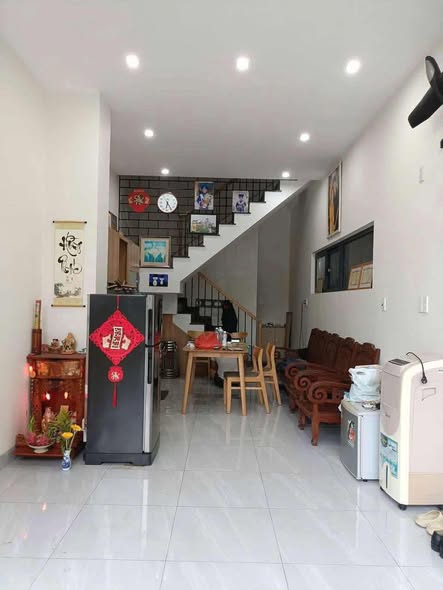 Cho thuê FrontHouse 2 tầng đường Đặng Huy Trứ, Liên Chiểu - Giá chỉ 4.5 triệu/tháng!