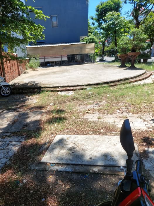 Bán lô góc mặt tiền đường Lý Nhật Quang, Nại Hiên Đông, Sơn Trà, Đà Nẵng 221m² - Đầu tư sinh lời ngay!