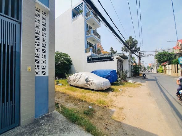 Đất mặt tiền đường Hồ Hoà, Tân Phong 83.6m² giá 4.3 tỷ - Sổ đỏ chính chủ, xây dựng tự do!