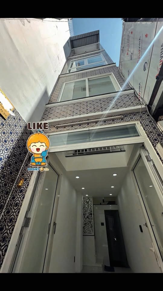 Nhà 4 tầng Ngô Quyền Quận 10 15m² giá 3.68 tỷ - Nhà mới đẹp, hoàn công đầy đủ!