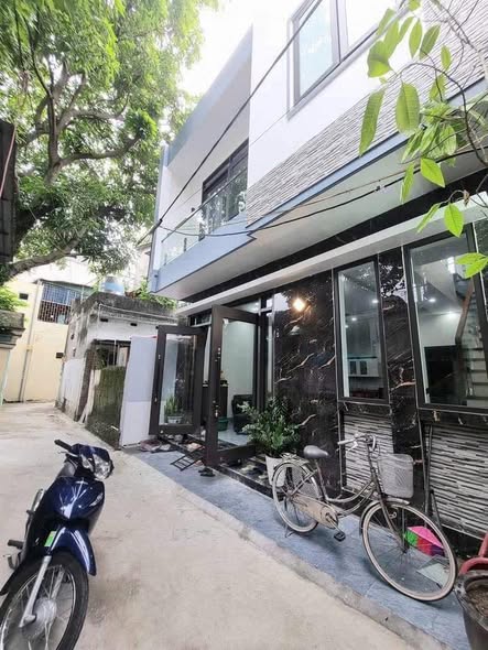 Nhà 2 tầng mới xây tại phường Cẩm Phả 70m² giá 2.5 tỷ - Chỉ việc xách vali vào ở!