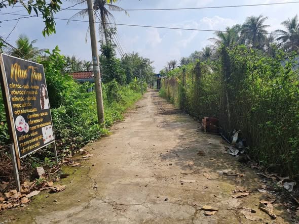 Đất nền Phú Hưng TP Bến Tre 100,2m² giá 570 triệu - Sổ đỏ sang tên ngay!