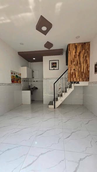Nhà gần chợ Phạm Đăng Giảng, quận Bình Tân 20m² giá 850 triệu - Nhà đẹp, kết cấu hiện đại!