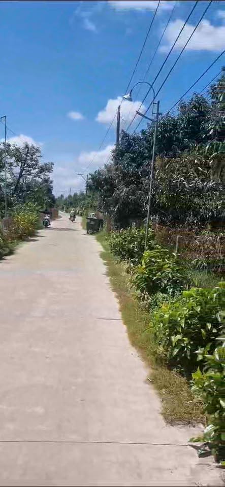 Đất nền xã Long Khánh, thị xã Cai Lậy 2000m² giá 2.7 tỷ - Cơ hội đầu tư tuyệt vời!