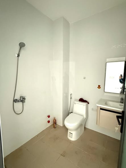 Nhà mặt tiền Nguyễn Ái Quốc, Tân Phong, Biên Hòa 68m² giá 18 triệu - Kinh doanh ngay!