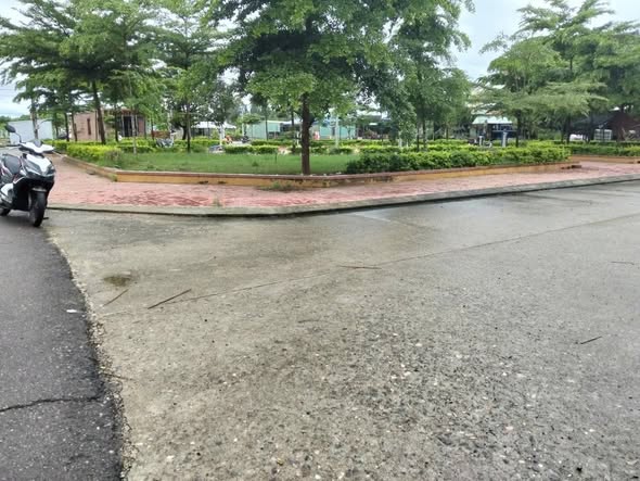 Đất nền mặt tiền công viên Nhơn Phúc 76m² giá 800 triệu - Kinh doanh sầm uất!