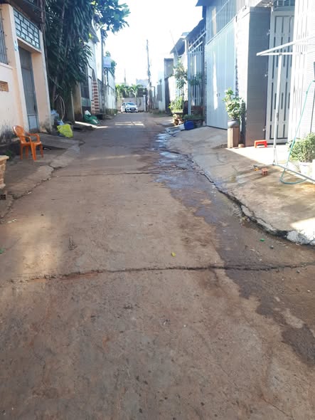 Nhà hẻm 54 Đặng Văn Ngữ, Ea Kao, 110m² giá 2.25 tỷ - Sổ đỏ chính chủ!